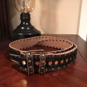 BETSEY JOHNSON belt